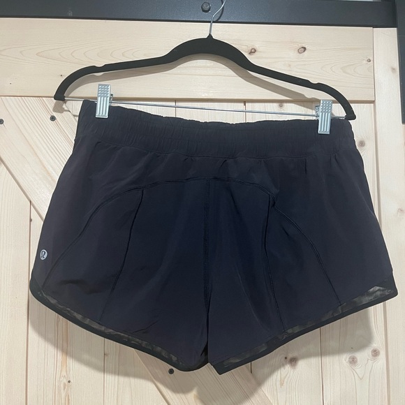 Like New Lululemon Hotty Hot Lined Shorts in Black, Size 10. - Picture 8 of 12